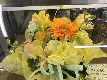 　生花アレンジメント