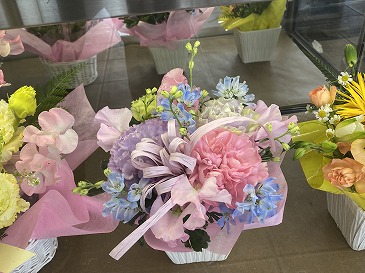 　生花アレンジメント